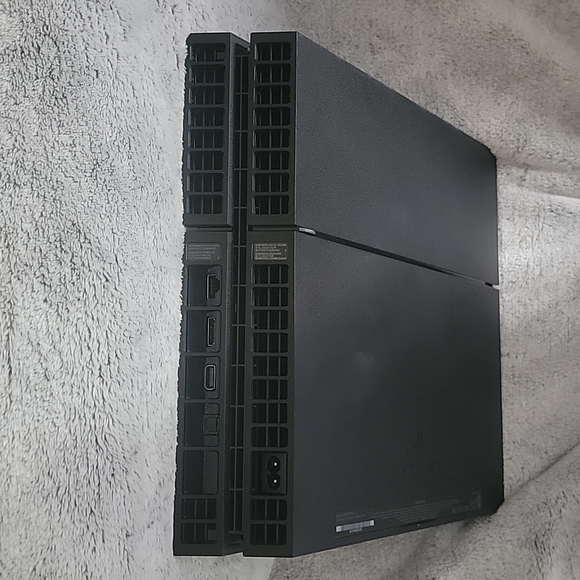 Play station 4 - limited edition black ops 3 - Picture 3 of 8